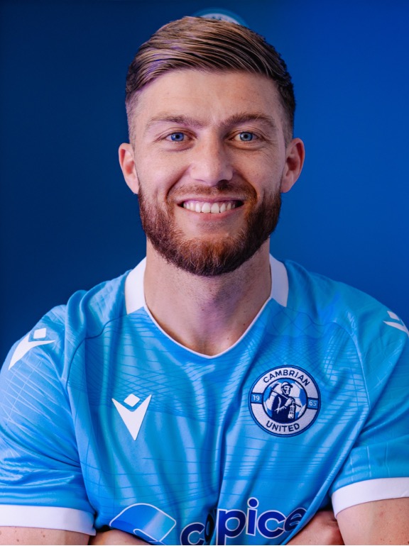 Cambrian United sign Kieron Lewis